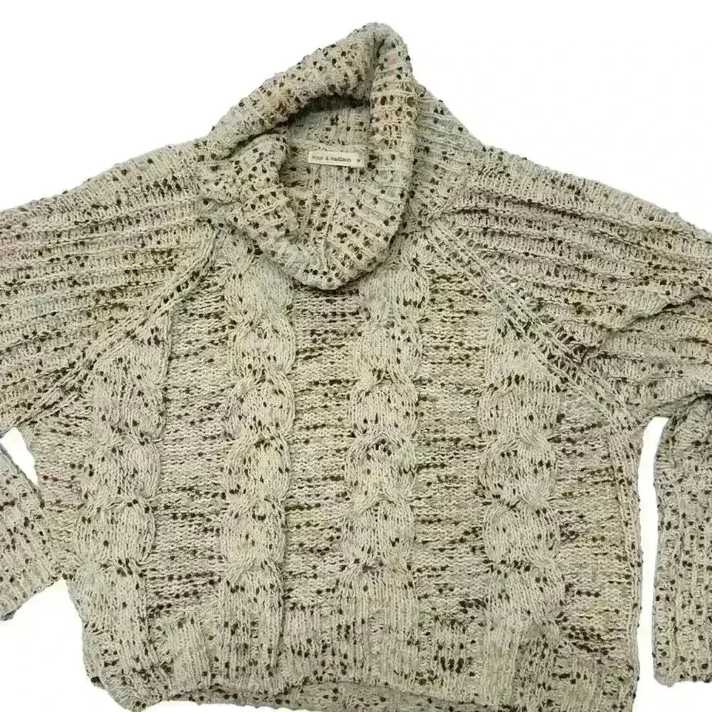 ANtHROPOLOGY’s MOON & MADISON OVERSIZED COWL NECK YUMMY SOFT SWEATER SIZE M - Picture 4 of 12